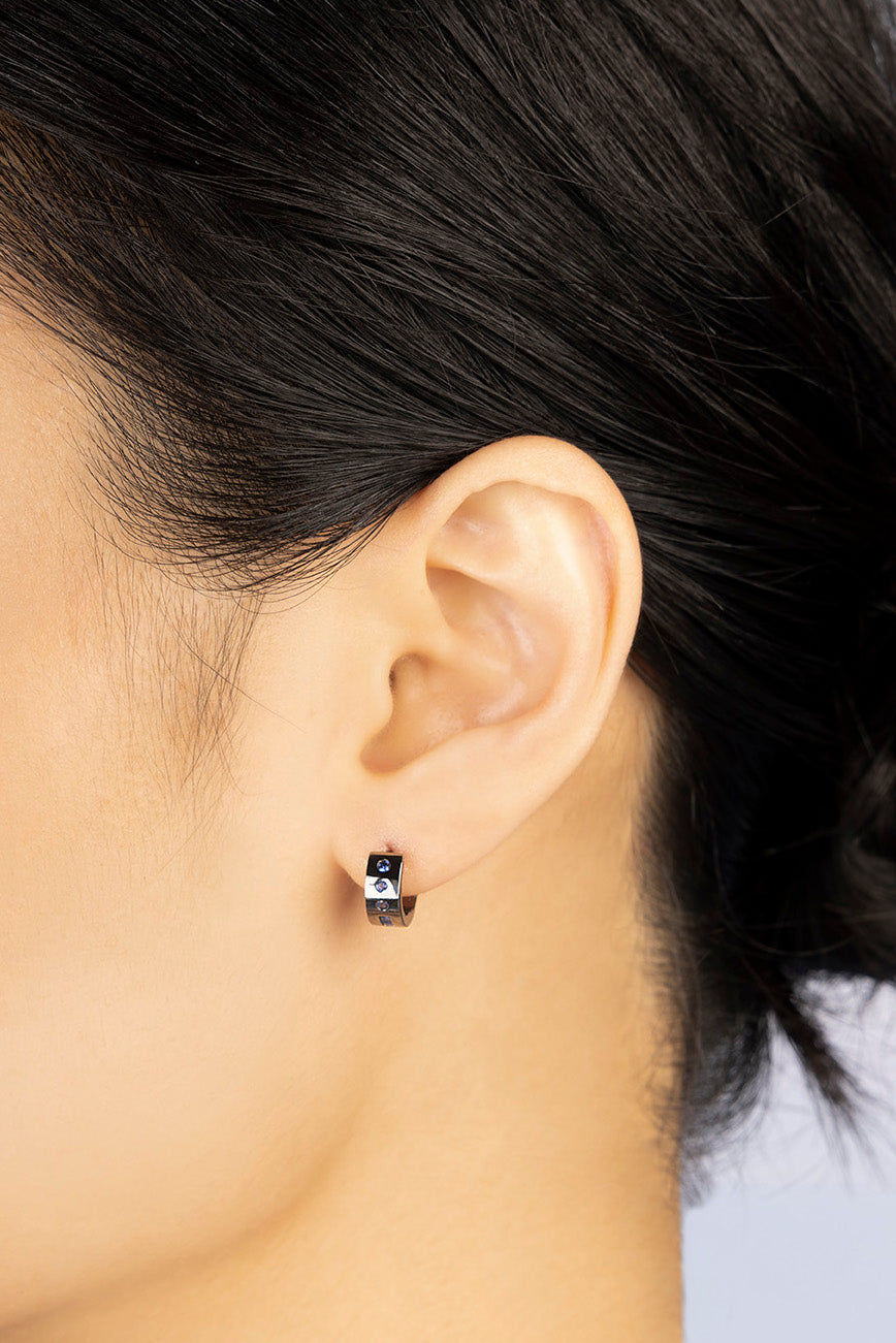 02-WE15293KBBR-APM-Monaco-Earrings