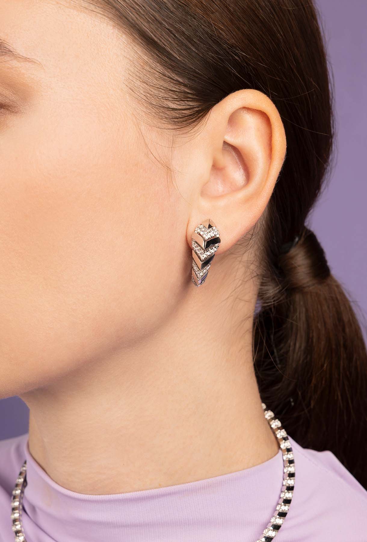 02-WE16309OX-APM-Monaco-Earrings