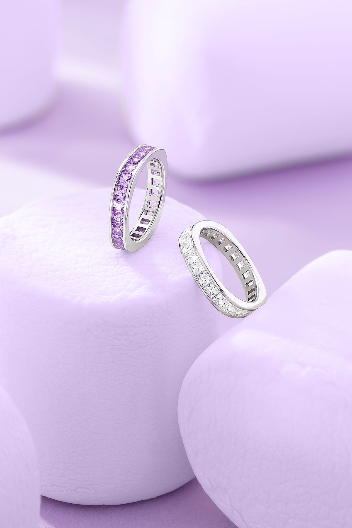 Lumière Pavé Ring on a purple background