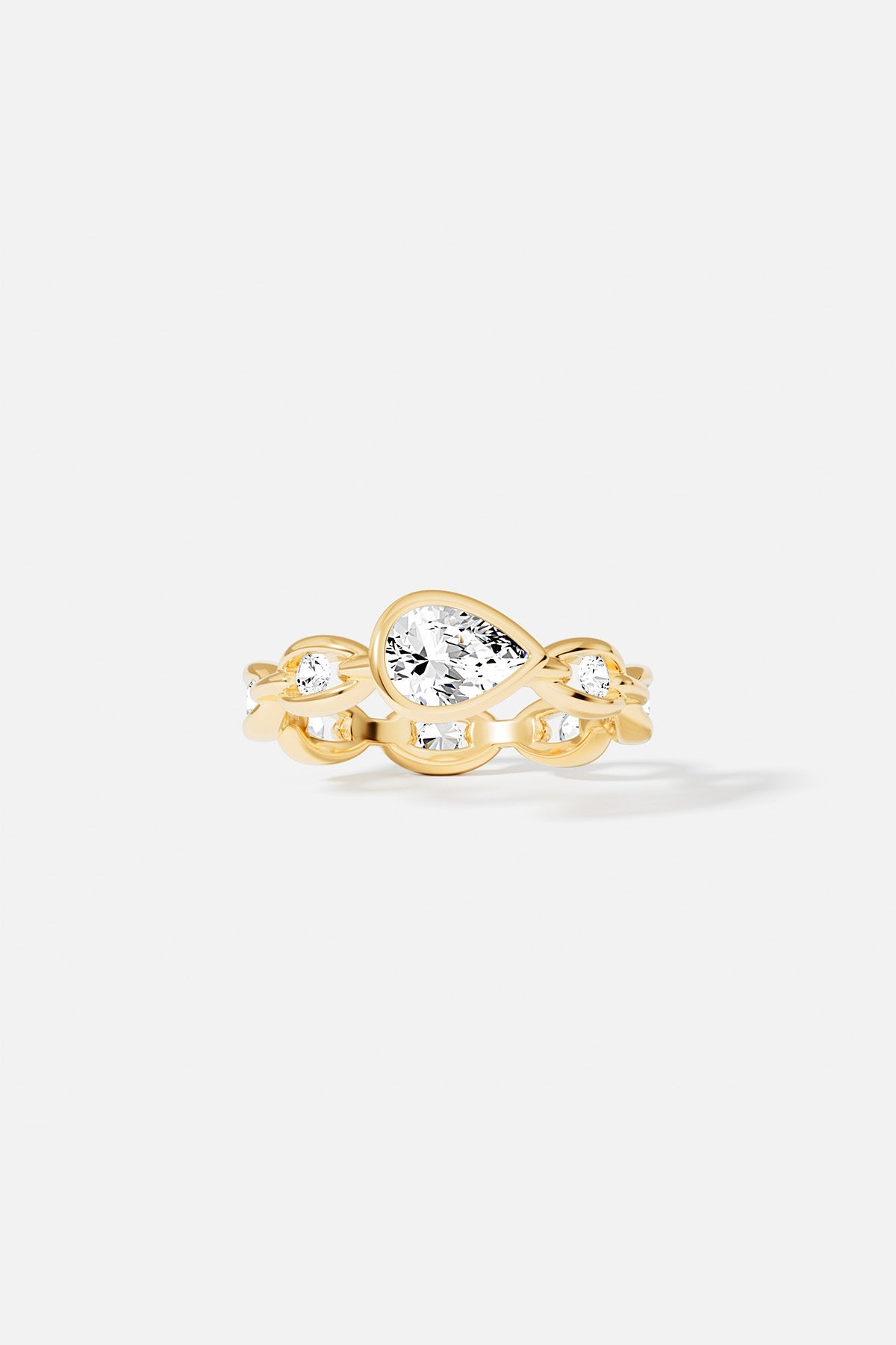 APM Monaco Éclat Chain Ring in Yellow Gold