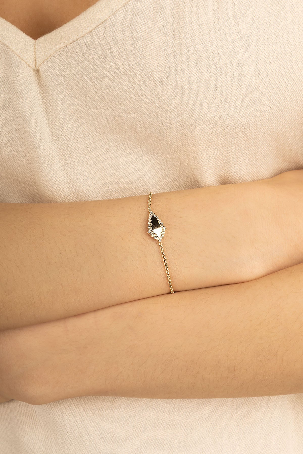 APM Monaco Éclat Adjustable Bracelet in Yellow Gold