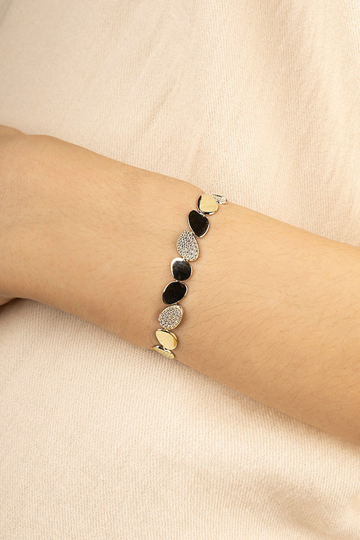 APM Monaco Galet Bracelet in Yellow Gold