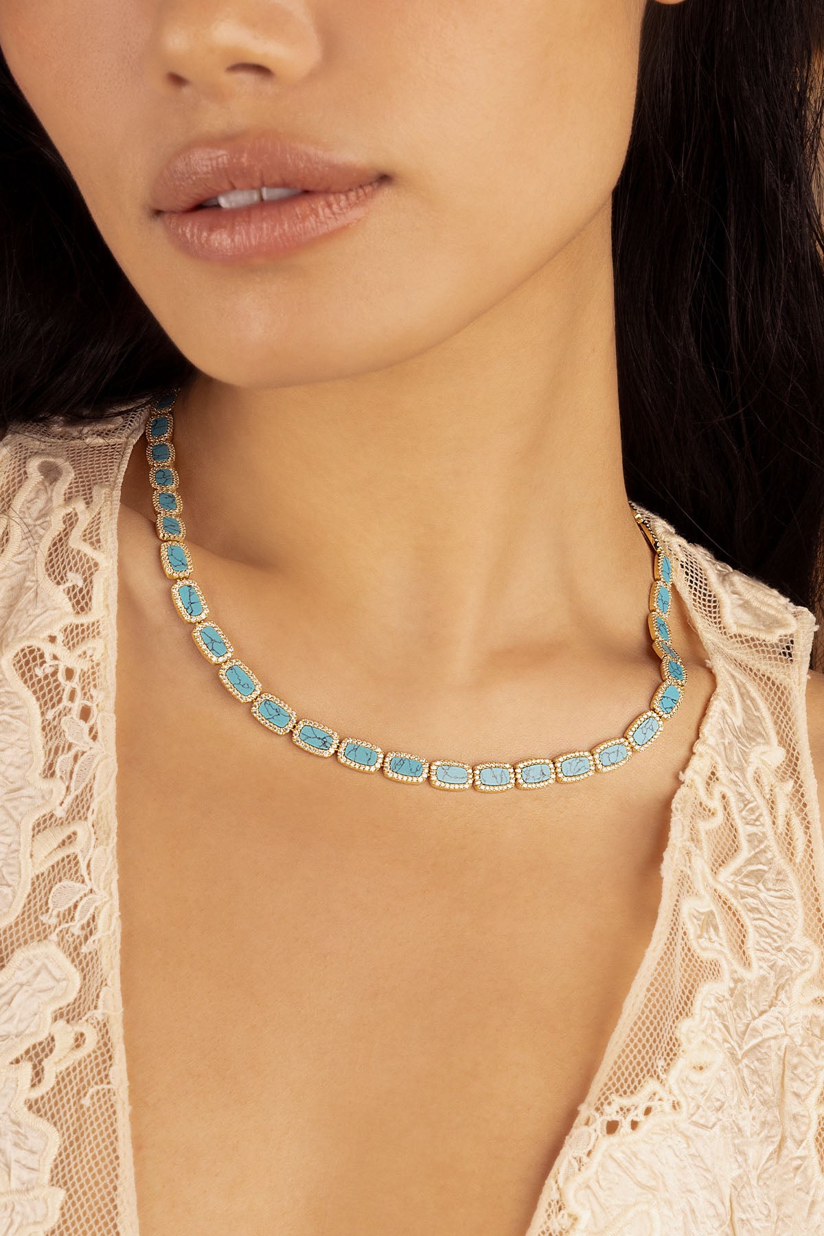 APM Monaco Lagoon Choker in yellow gold