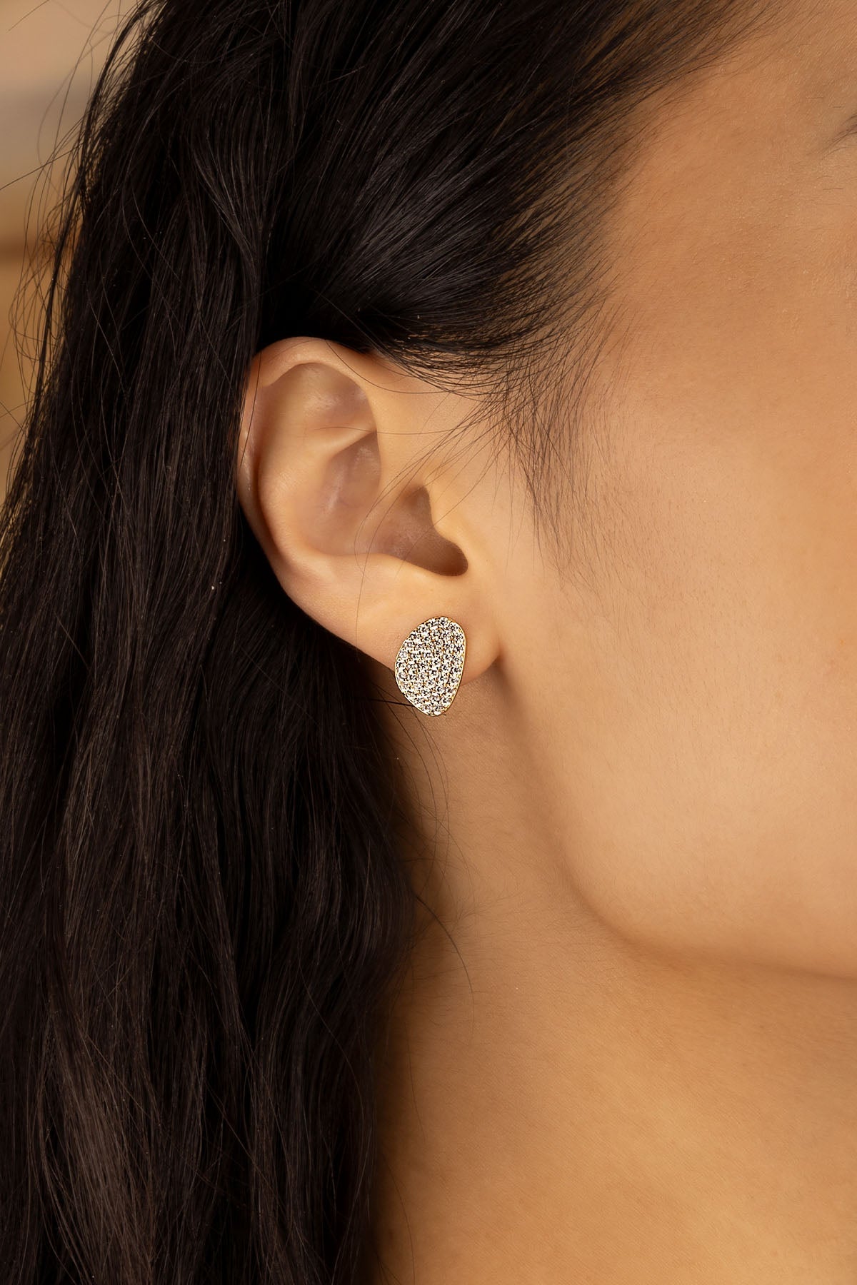 APM Monaco Pavé Galet Stud Earrings in Yellow Gold