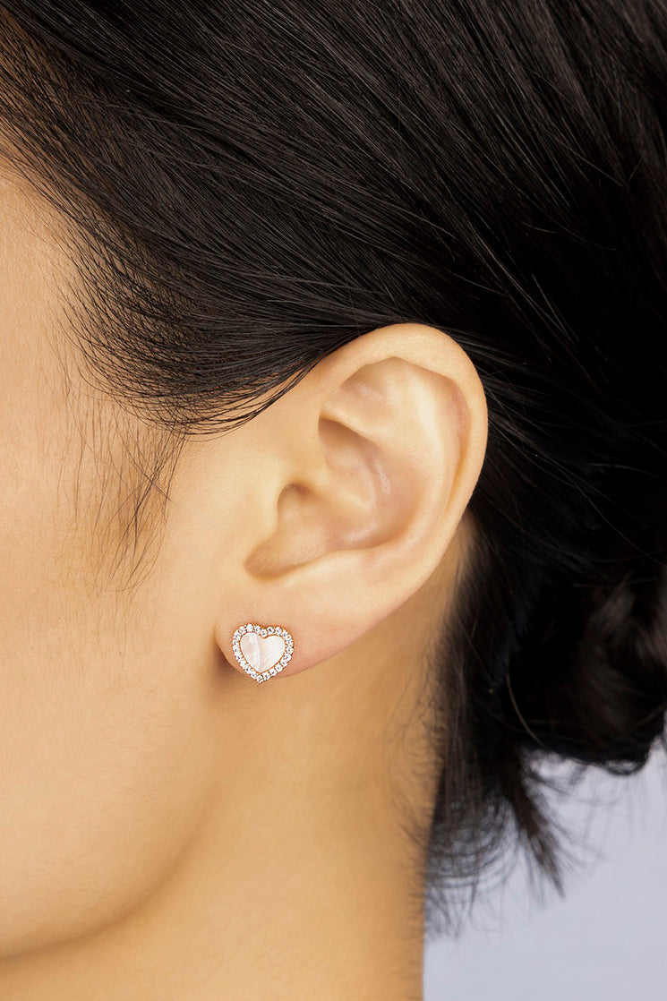 02-PE13203XNAC-APM-Monaco-Cœur-Earrings