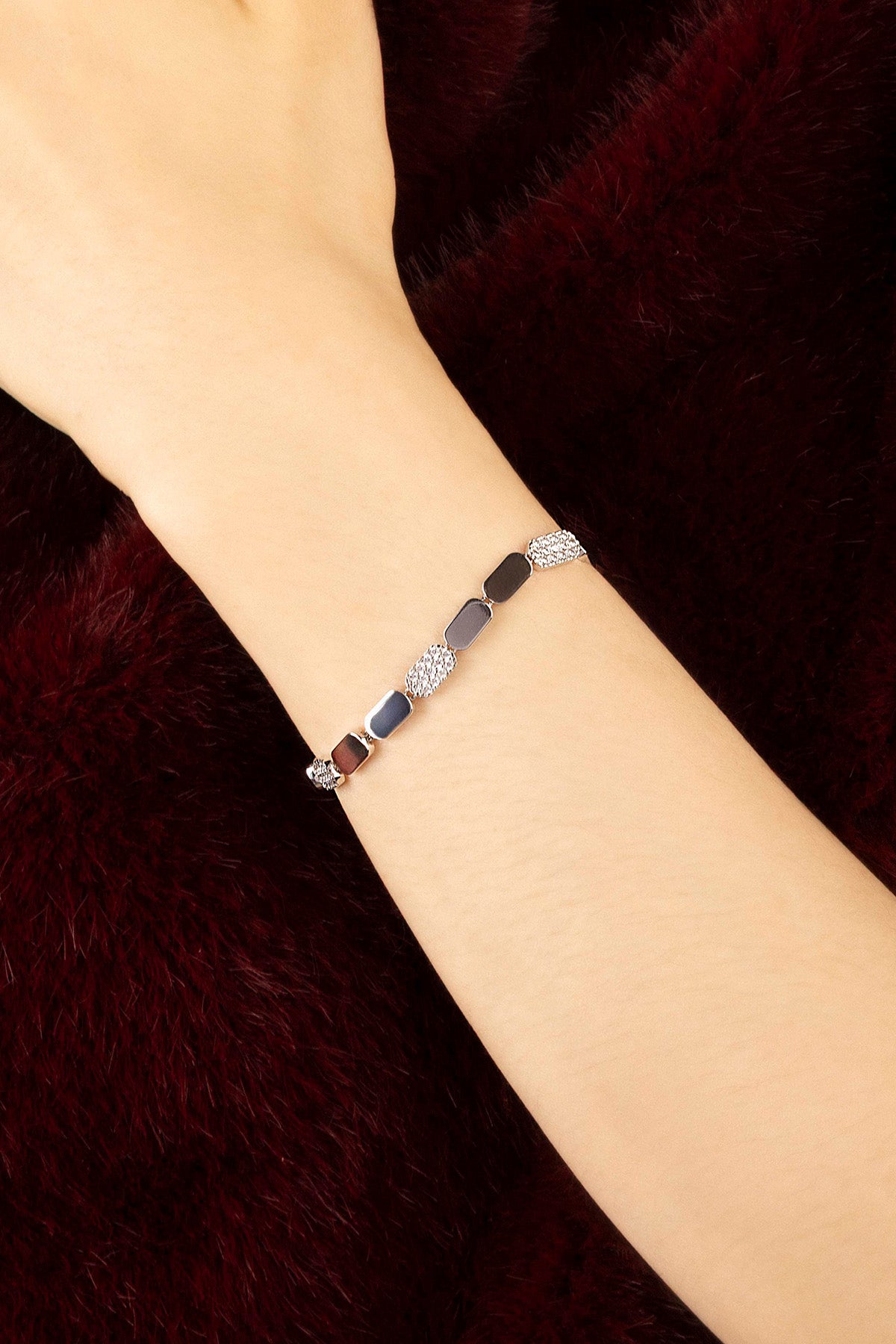 Pavage Ring, 18k rose gold finish | APM Monaco