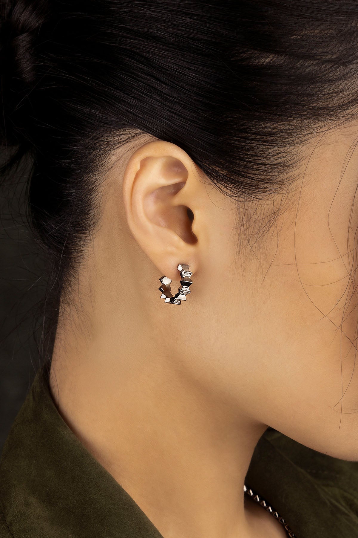 02-WE16396OX-APM-Monaco-Up-and-Down-Earrings