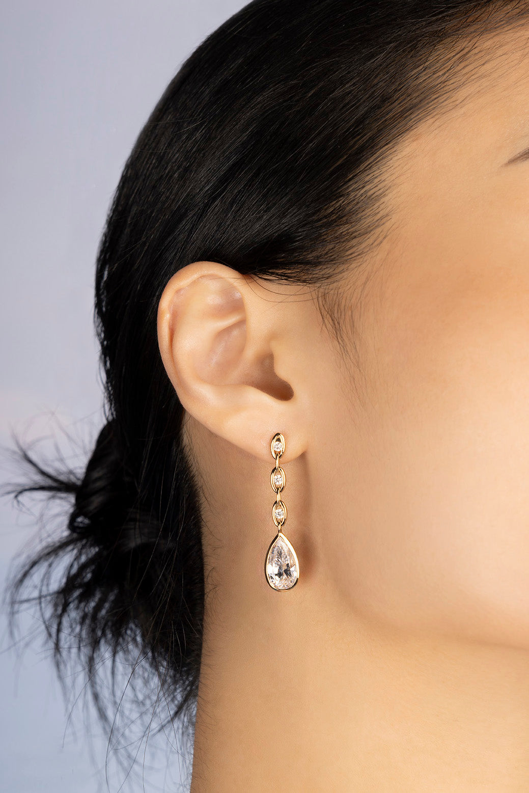 02-YE16092OX-APM-Monaco-Enchaîné-Earrings