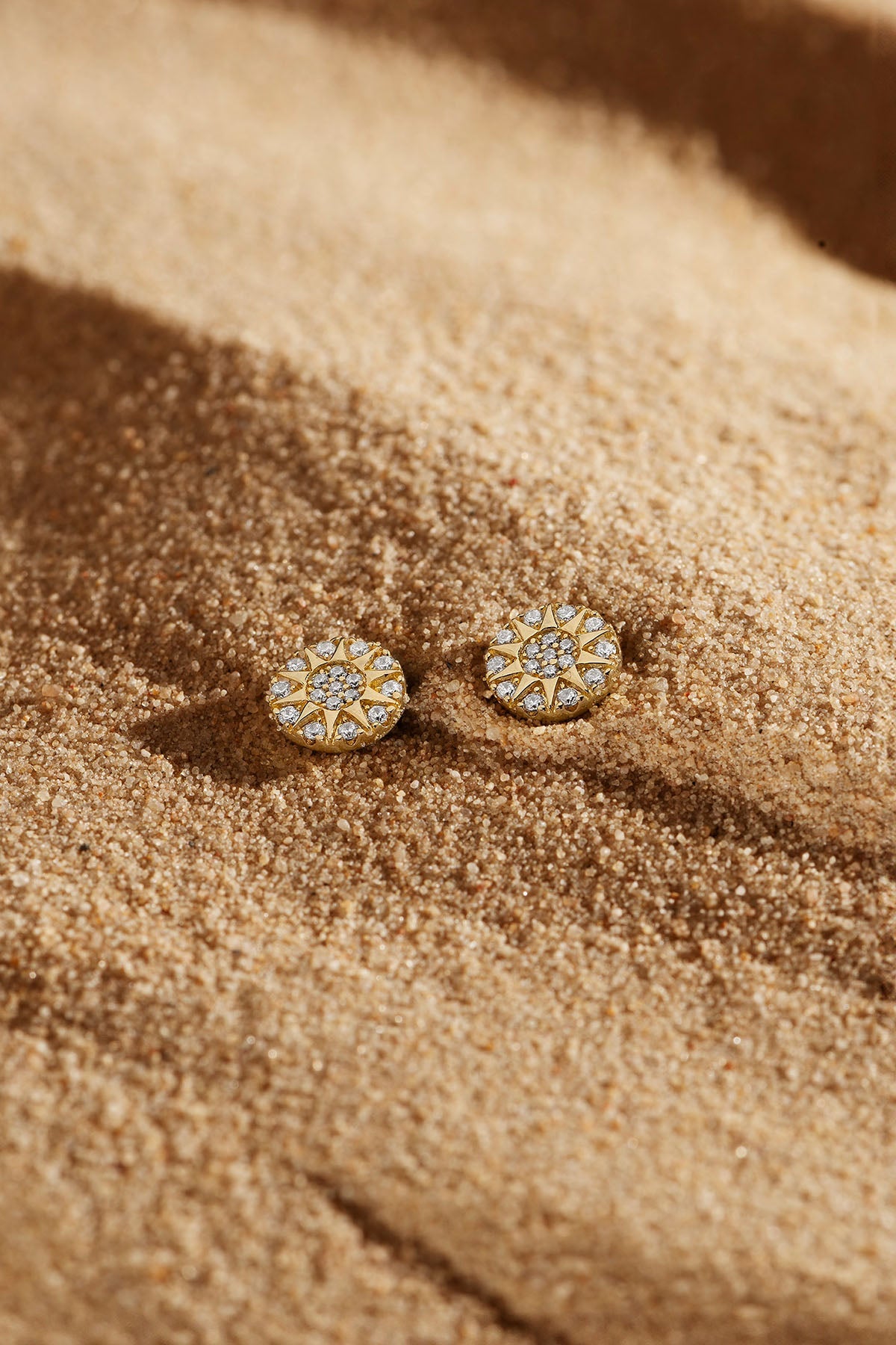 Soleil Stud Earrings - APM Monaco
